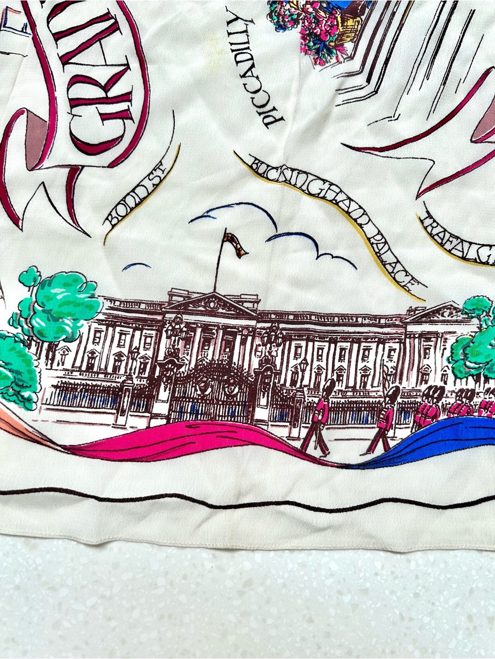LONDON UK Britain Scenic Silk Scarf/wrap w vacay resort European vibe - Picture 8 of 15